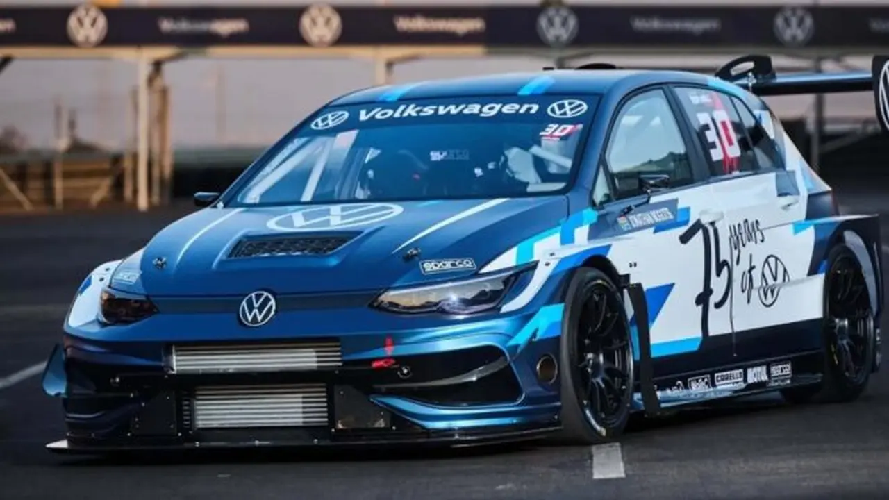 Volkswagen 1.000 Beygirlik Özel Mega Golf Geliştirdi